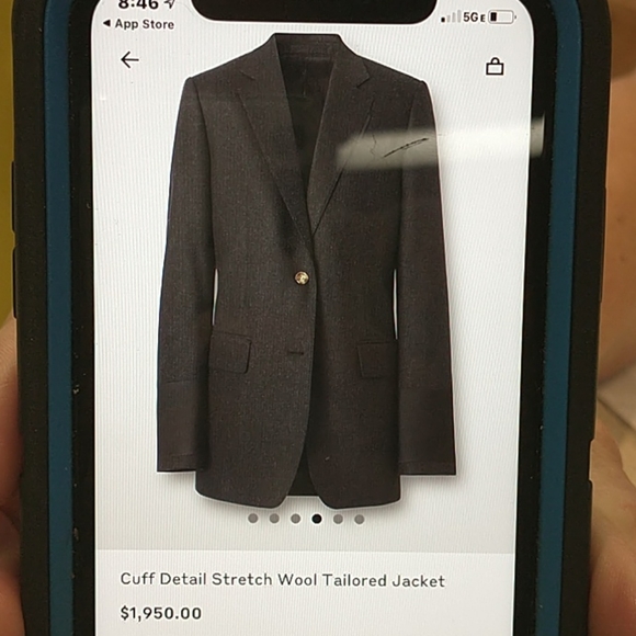 Woman's Burberry 2 piece suit - Picture 5 of 6